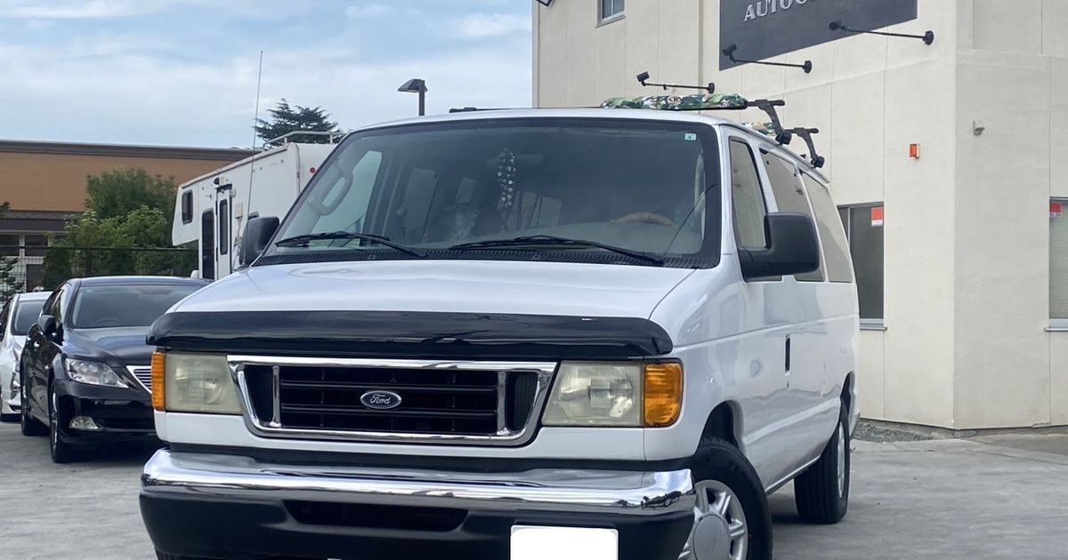 〇車両販売のお知らせ〇 フォード エコノライン