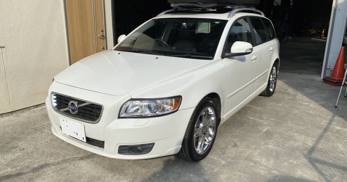 ボルボ V50 販売車両 山梨でカスタムカーに関する情報をお探しの方はぜひご覧ください